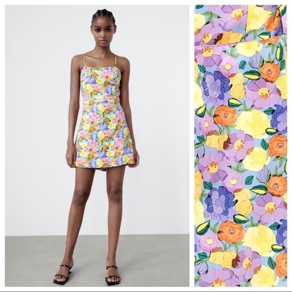 Zara Dresses & Skirts - 🌹NWT. Zara Floral Print Mini Dress. Size S.